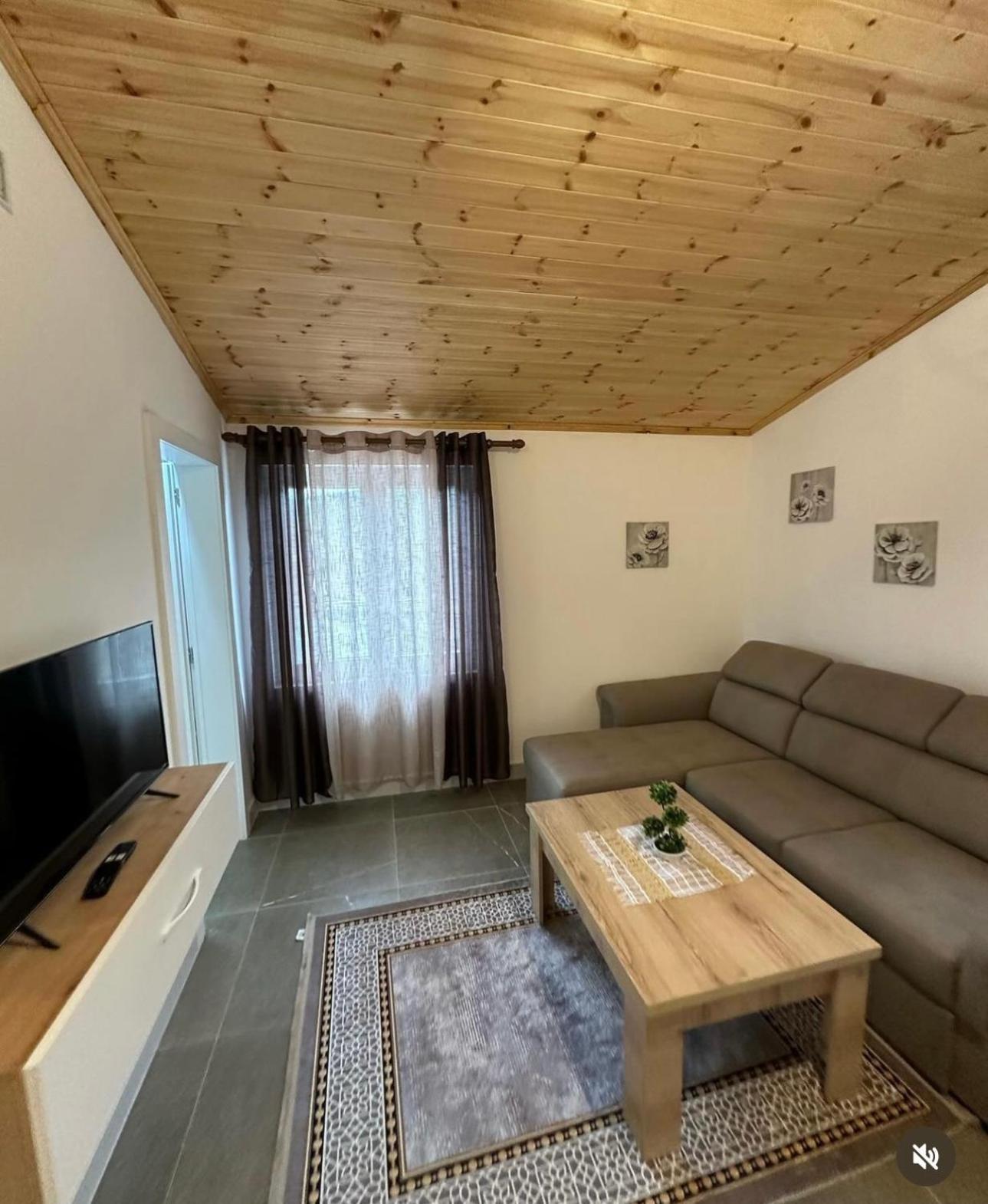 Qyteza Guest House & Camping Szkodra Zewnętrze zdjęcie
