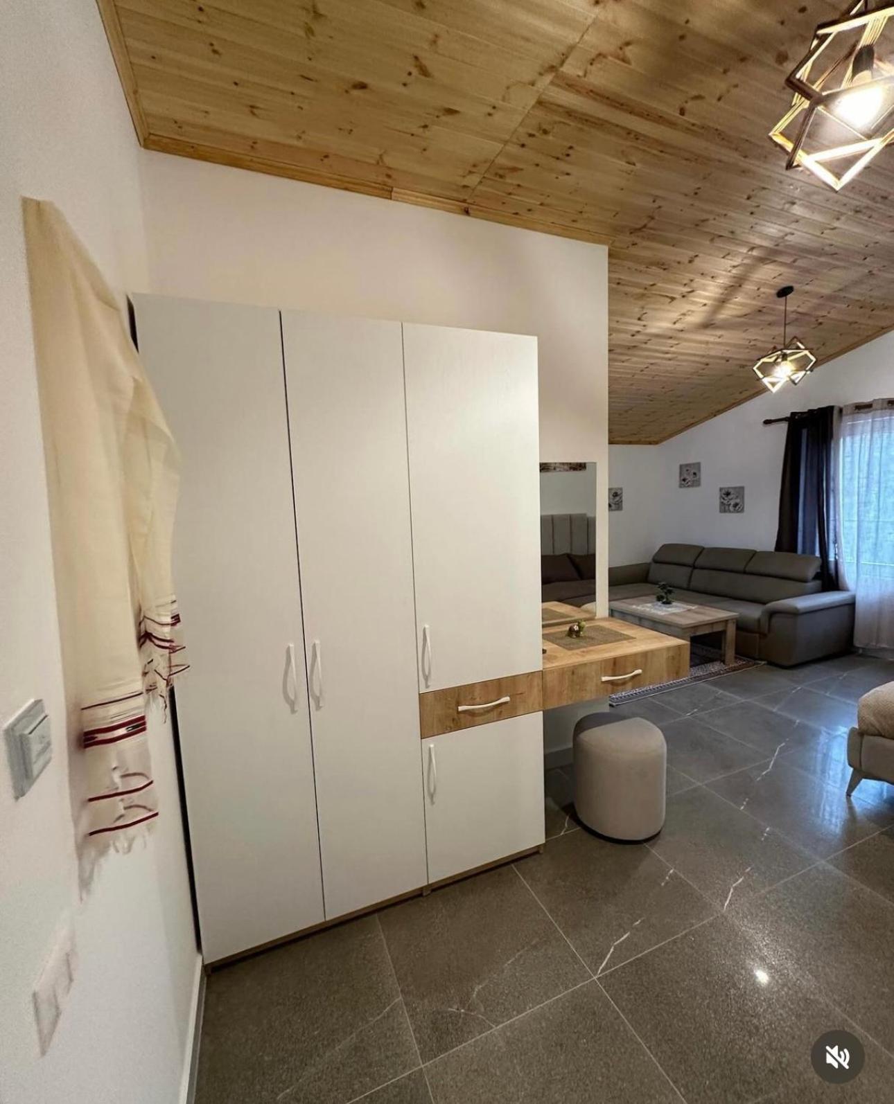 Qyteza Guest House & Camping Szkodra Zewnętrze zdjęcie