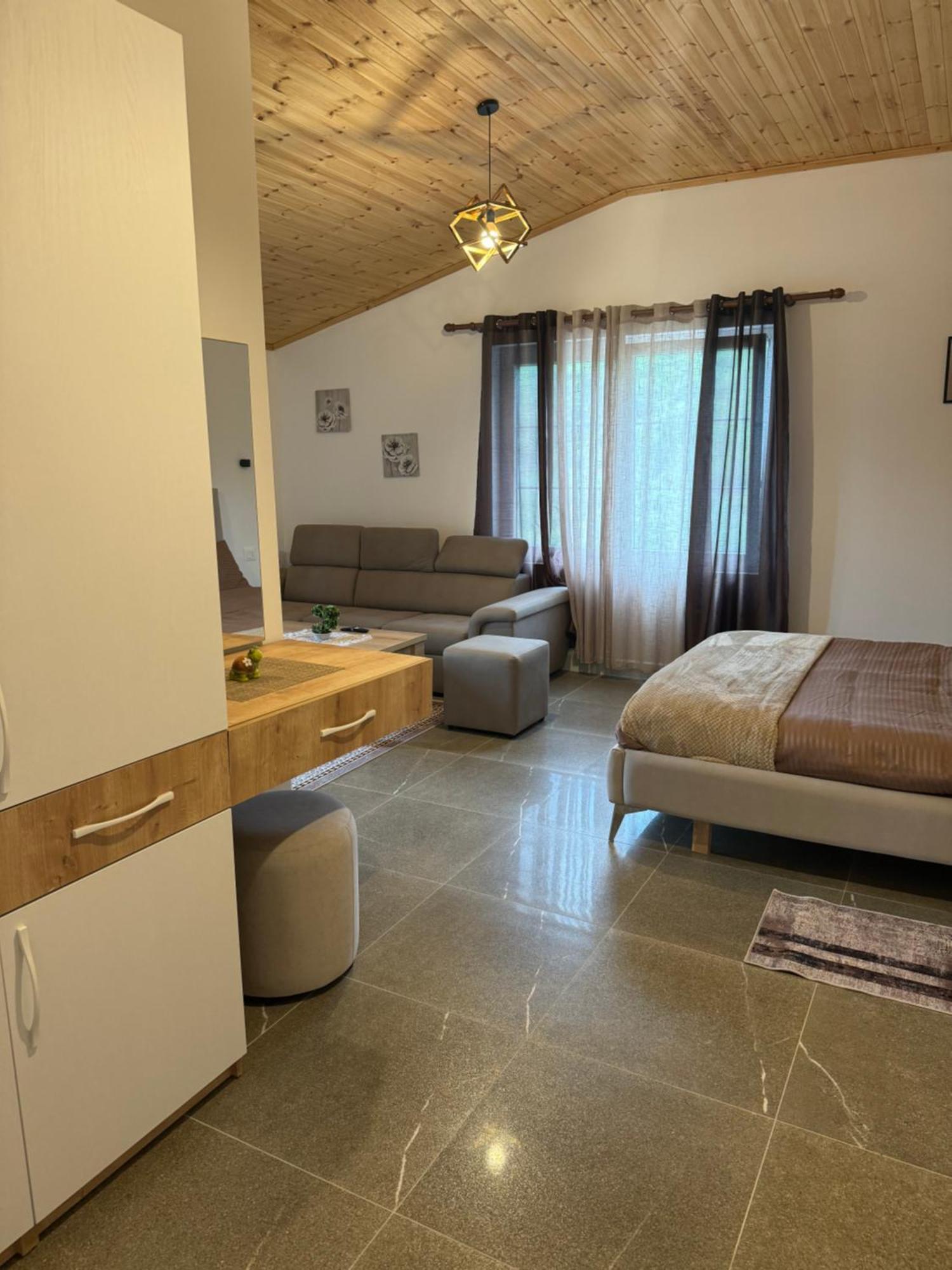 Qyteza Guest House & Camping Szkodra Zewnętrze zdjęcie
