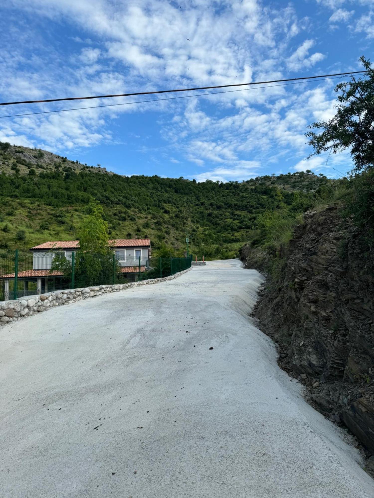 Qyteza Guest House & Camping Szkodra Zewnętrze zdjęcie